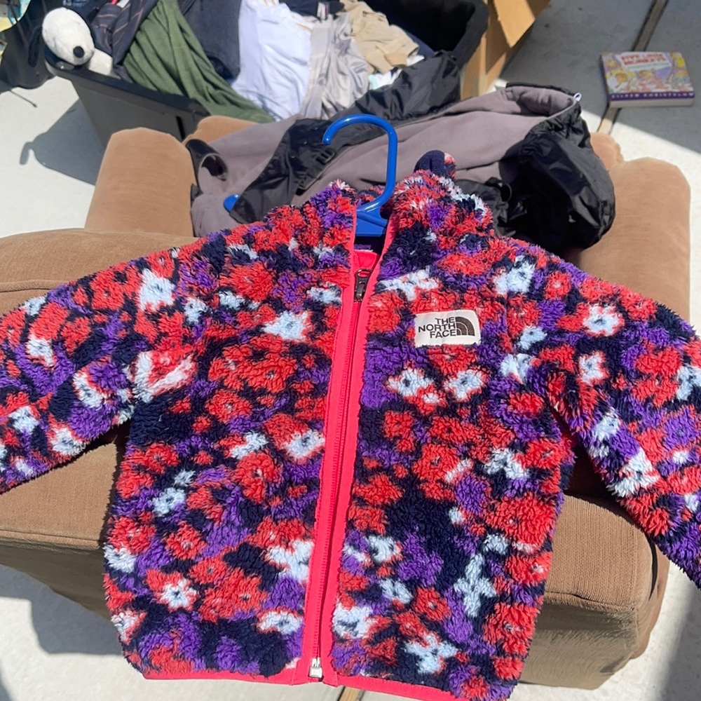 Girls NorthFace Jacket
